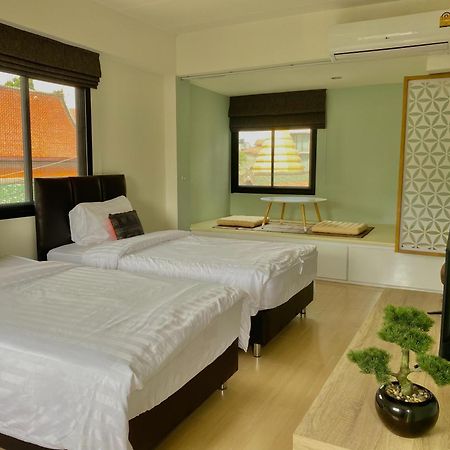 Hostel Baan Ploy In (Adults Only) Čiang Mai Exteriér fotografie