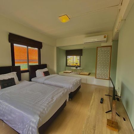 Hostel Baan Ploy In (Adults Only) Čiang Mai Exteriér fotografie