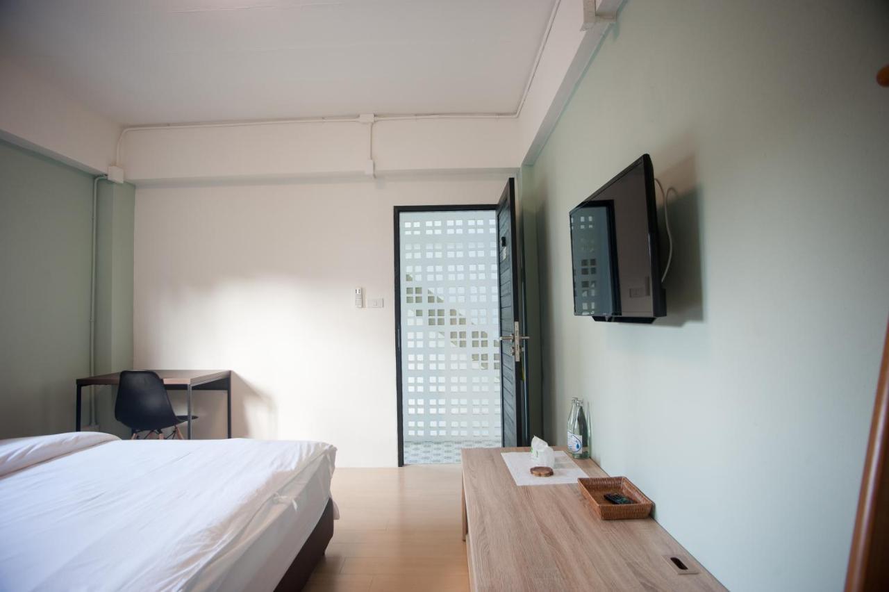 Hostel Baan Ploy In (Adults Only) Čiang Mai Exteriér fotografie