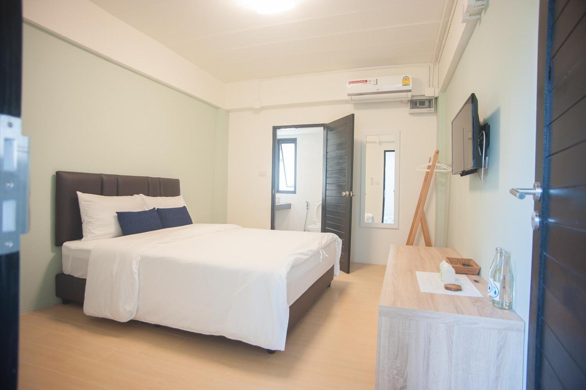 Hostel Baan Ploy In (Adults Only) Čiang Mai Exteriér fotografie